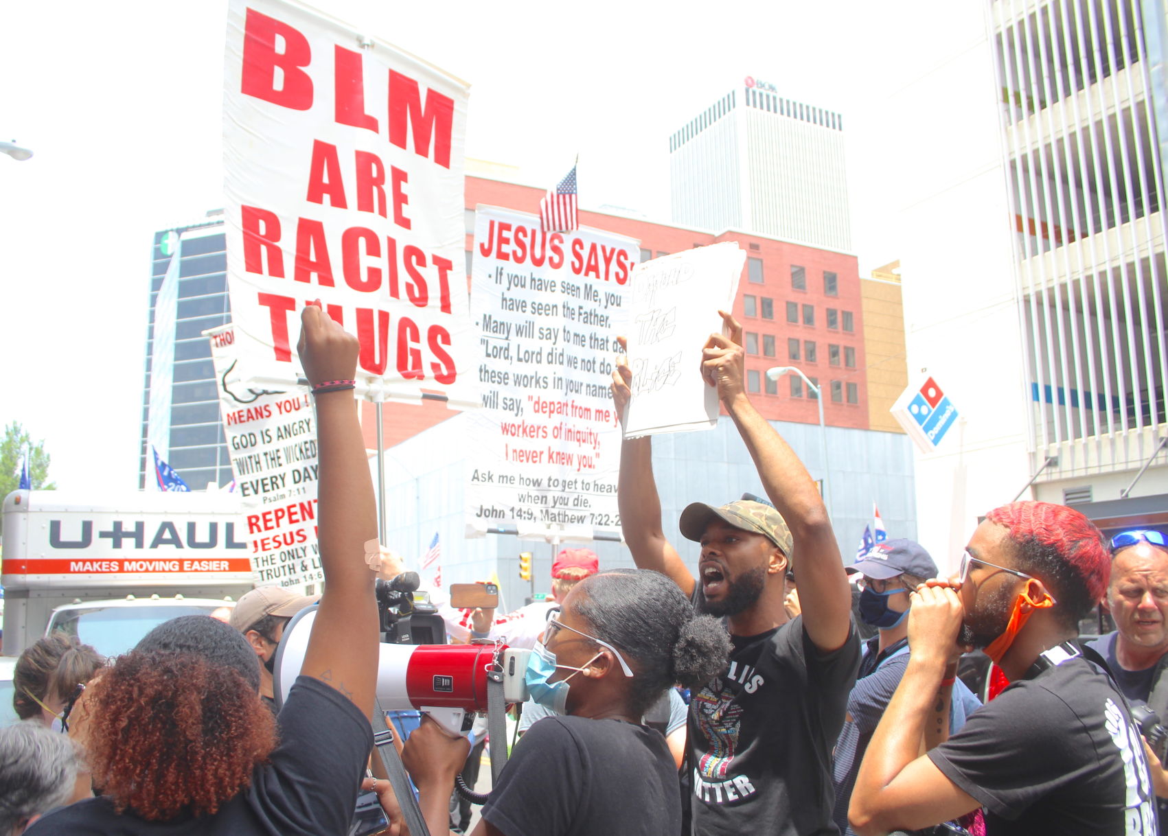 Trump Rally BLM "Racist Thugs"